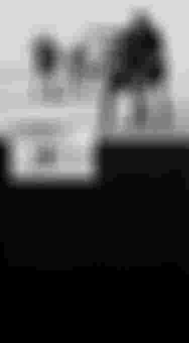 Duotone-Kiteboarding-young-blood-golden-ticket-1280 x 2320 Website mobile