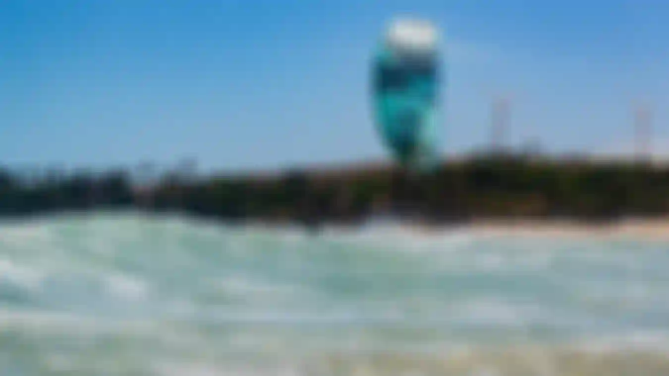 A99I0931Duotone-Kiteboarding-Magarao-Brazil-Evo-Volt-Kitesurf_Cruising-SS24-Ribeiro