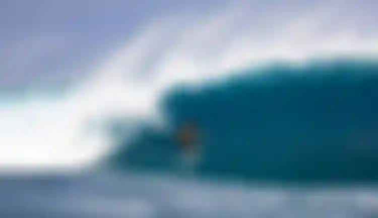 Matahi Drollet foiling Teahupoo