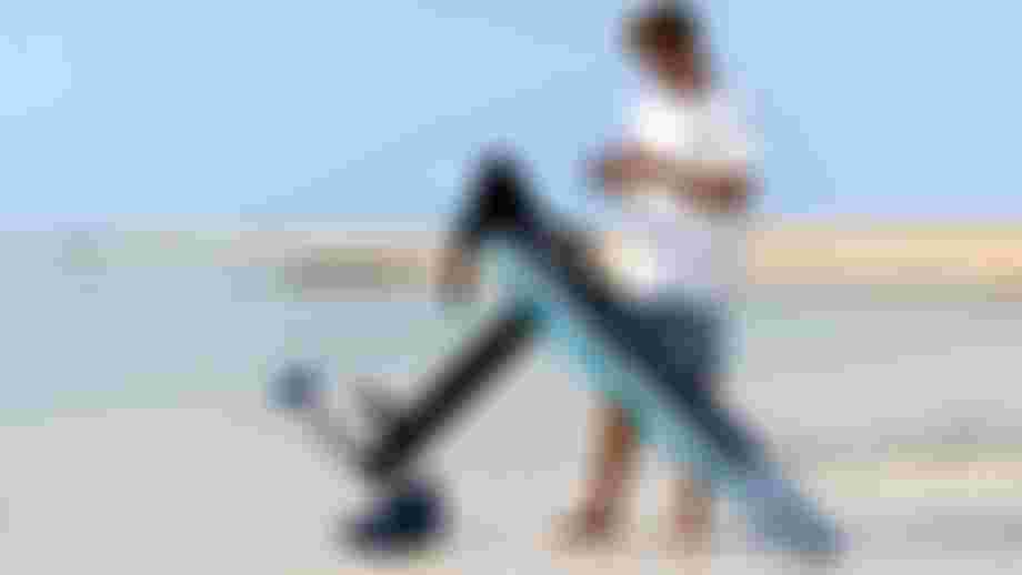 Edgar Ulrich with Midfish SS26 and Foil Assist Mast Cruise AL