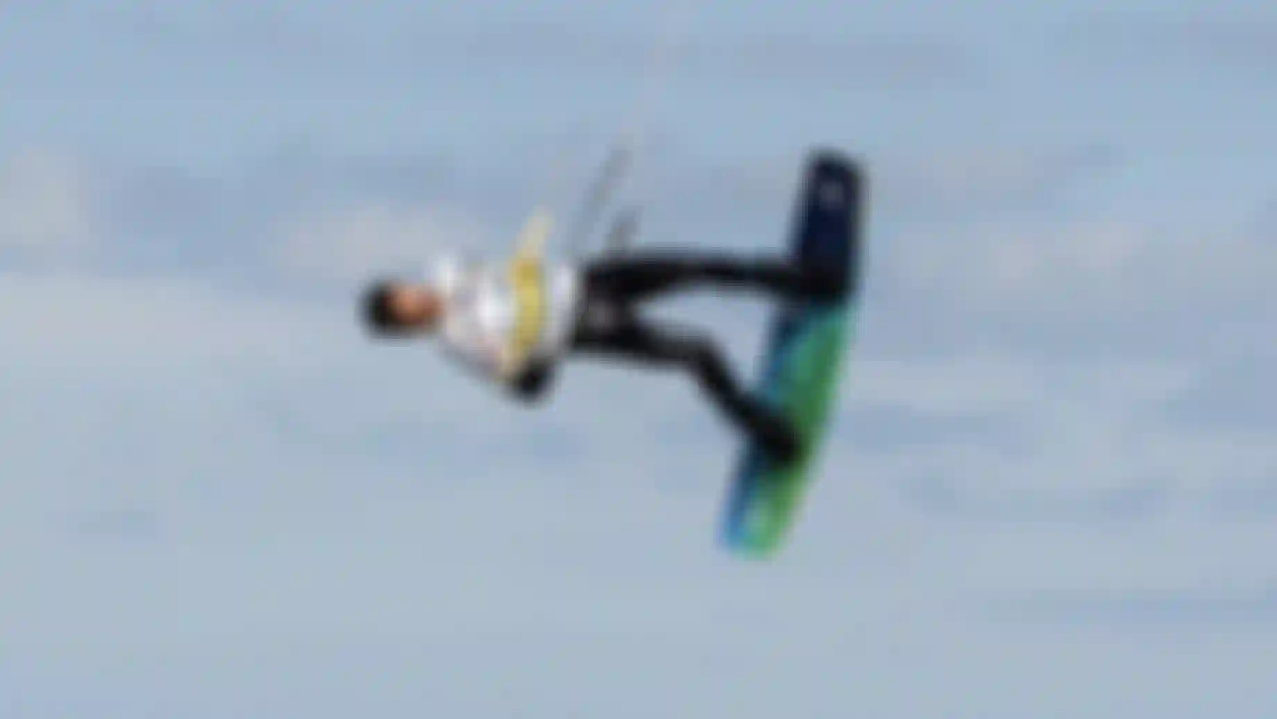 Duotone_Kiteboarding_GKA_Freestyle_Dunkerque_GianmariaCoccoluto