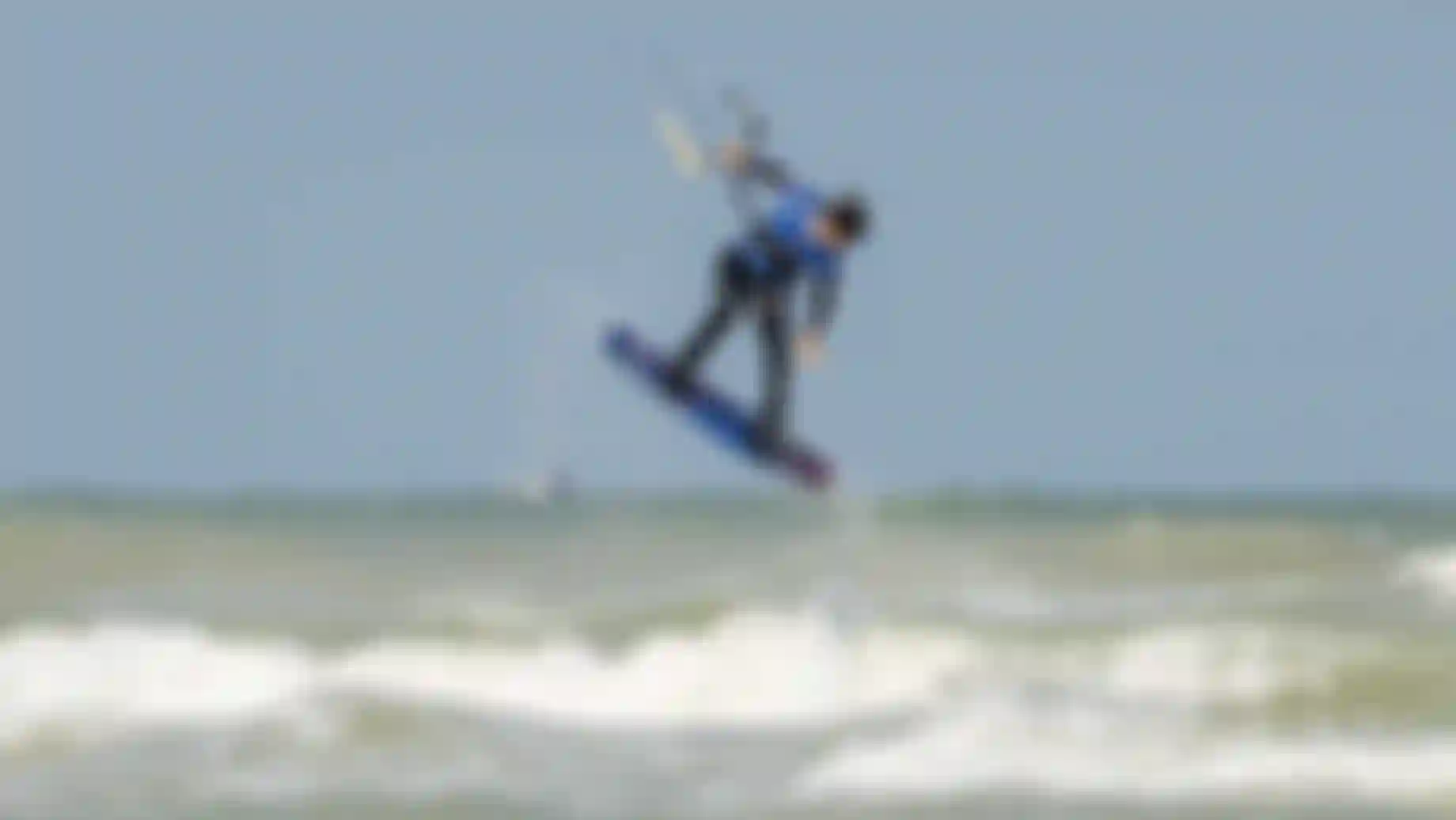 Duotone_Kiteboarding_GKA_Freestyle_Dunkerque_ClaudiaLeon