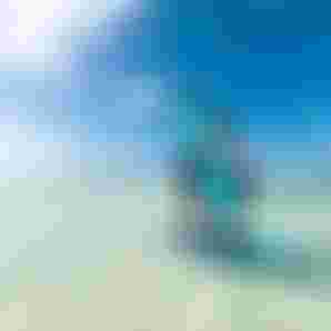 MariaBehrens_Slick24_SkyAir24_Duotone_Bahamas_by-TobyBromwich-0056