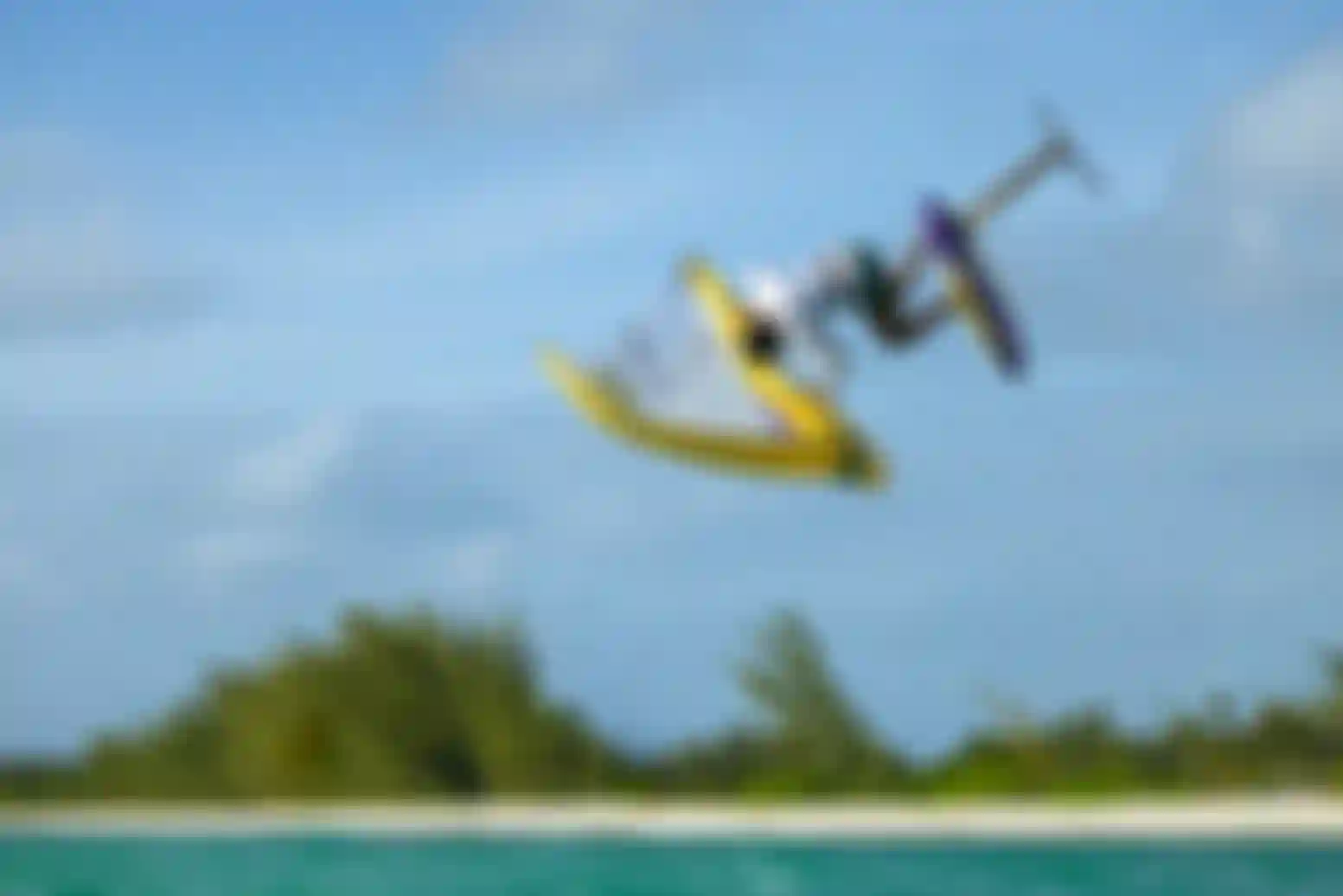 GollitoEstredo_FrontLoop_SlickD-LAB24_SkyStyleSLS24_Duotone_DTF_Bahamas_by-TobyBromwich-6559