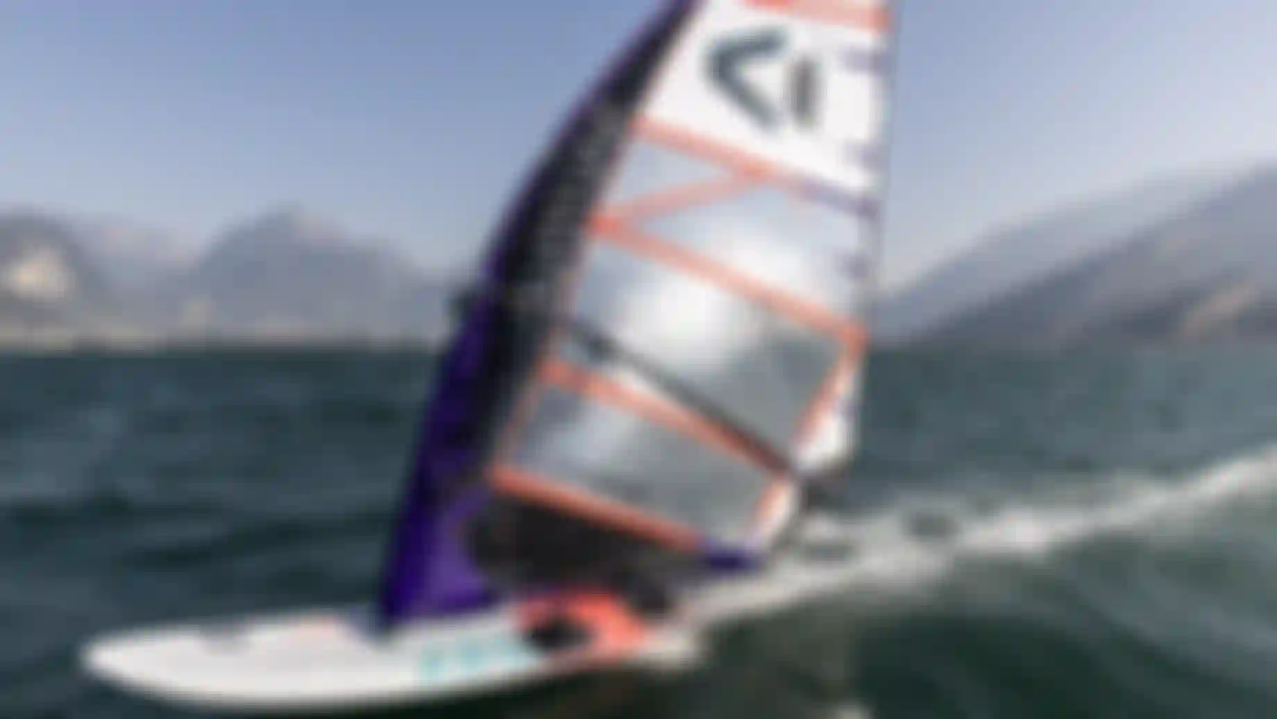 Duotone_Windsurf_SS24_Falcon_Fin_DLAB_Warp_Fin