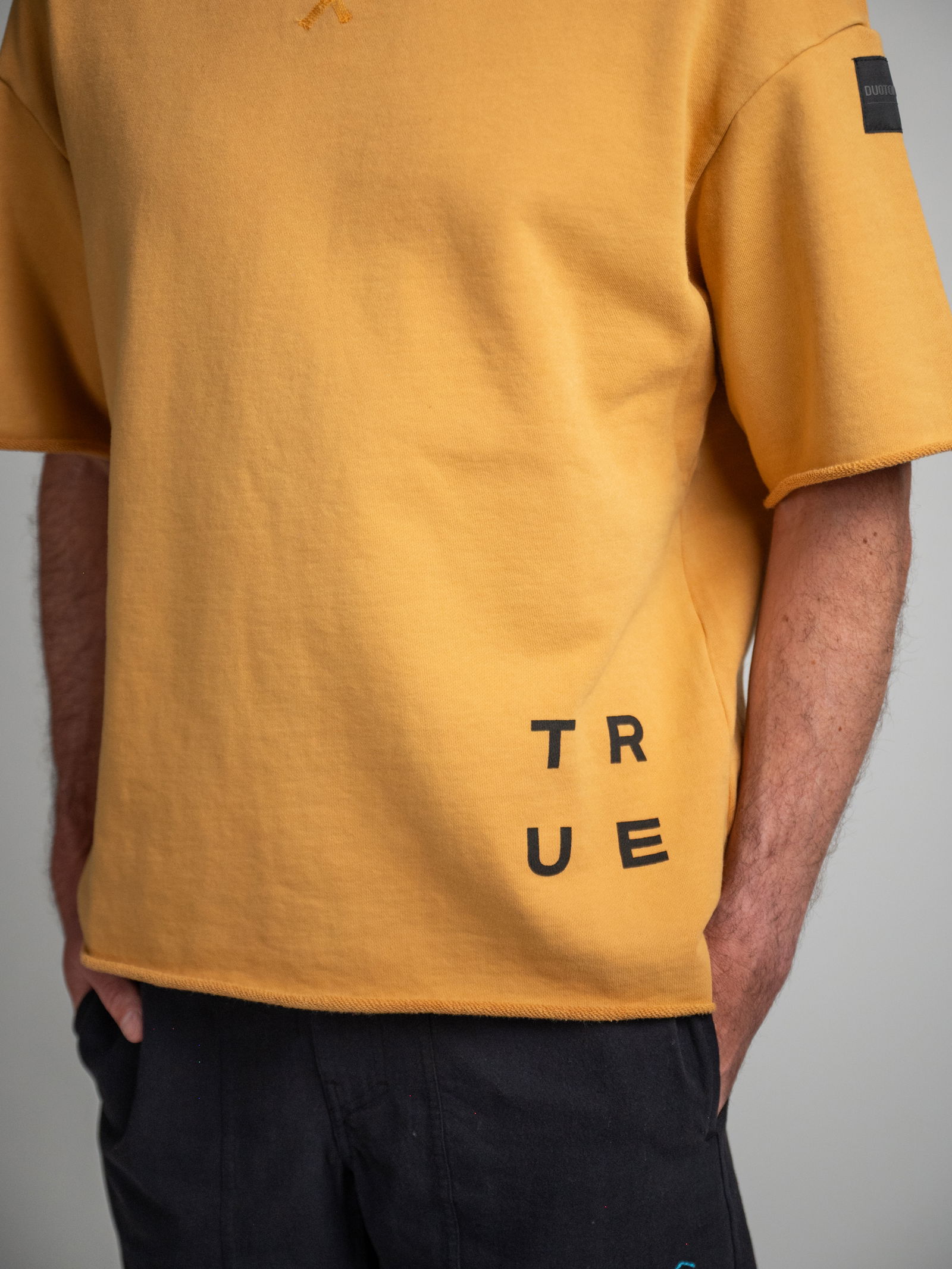 福袋 Duotone Sweat Tee: Stylish Apparel for Your Summer Wardrobe トップス