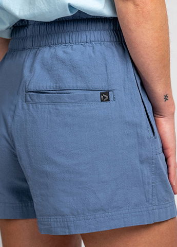 2 front hand pockets and one welt back pocket​