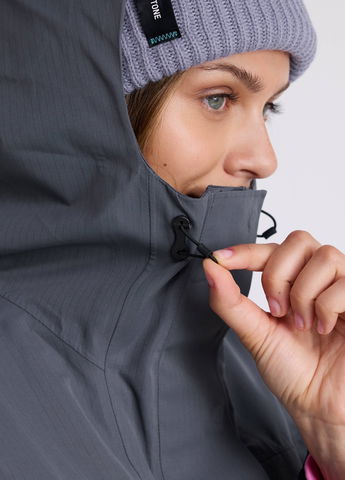 Elastic hood & magnetic front buttons
