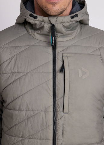 Adjustable hood and practical pockets
