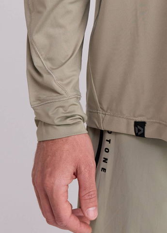 Protection solaire UPF 50+ (testée selon la norme AS/NZS 4399)