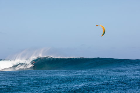 Duotone Neo LEI kite during wave riding at an ocean beach open water surf break