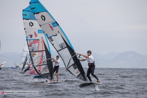 Duotone_Windsurfing_Warp_Foil-20.20_Action-Shots_2