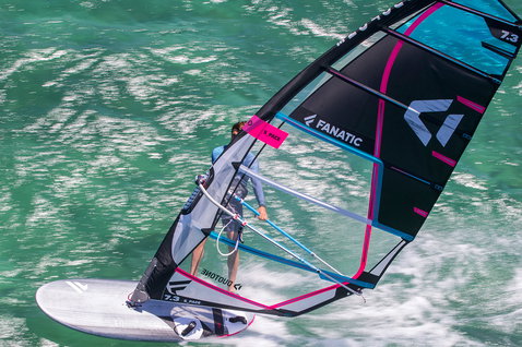 Duotone_Windsurfing_S_PACE_Action-Shots_1