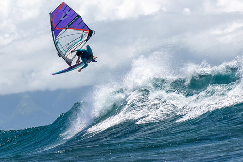 Duotone_Windsurfing_SUPER-HERO_Action-Shots_1