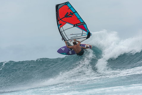 Duotone_Windsurfing_SUPER-STAR_Action-Shots_1