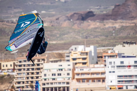 Duotone_Windsurfing_E_PACE_Action-Shots_3