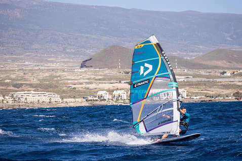 Duotone_Windsurfing_E_PACE_Action-Shots_11
