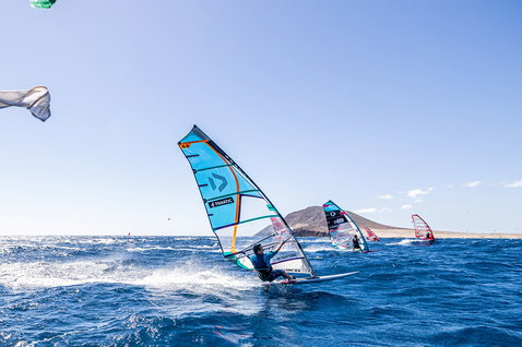 Duotone_Windsurfing_E_PACE_Action-Shots_7