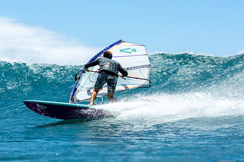 Duotone_Windsurfing_Super_Star-SLS_Action-Shots_4