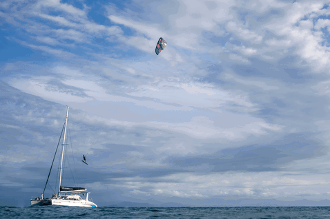 Duotone Rebel SLS LEI kite during kitesurfing on the open ocean