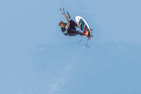 Duotone Fish SLS kite surfboard during kitesurfing in the open ocean