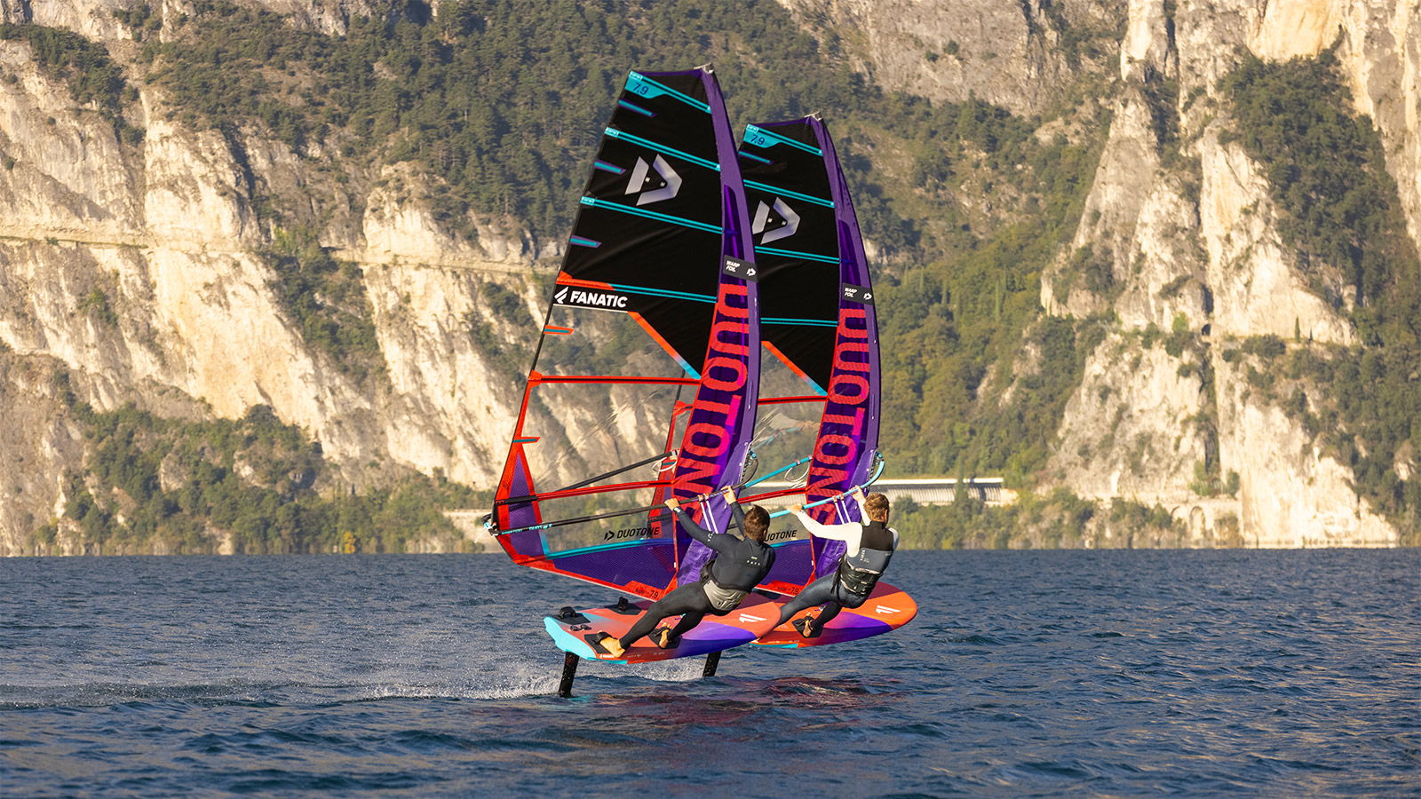 DUOTONE Warp_Foil 20.22 ᐅ Your ultimate foil racing sail!