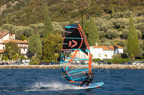 Duotone_Windsurfing_E_Pace_Action-Shots_2
