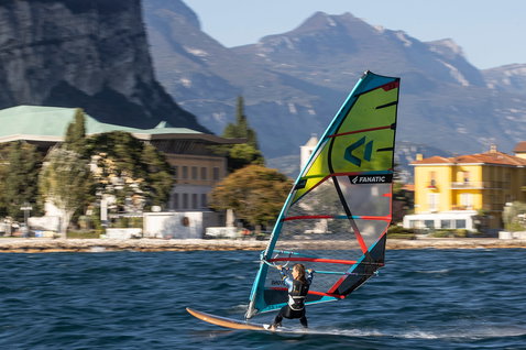 Duotone_Windsurfing_E_Pace_Action-Shots_3