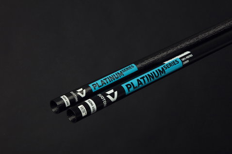 Duotone Windsurfing Platinum SLS mât de windsurf RDM 400 cm en noir carbone et cyan