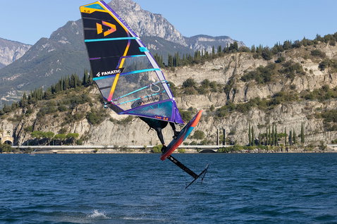 Duotone_Windsurfing_F_Pace_Action-Shots_7