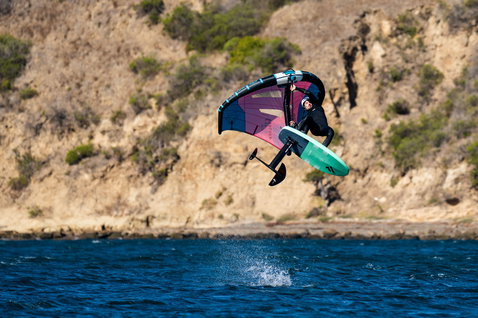 Duotone_Wing_Foiling_Slick-SLS_Action-Shots_8