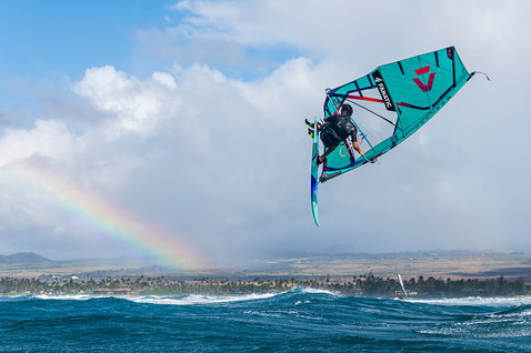 Duotone_Windsurfing_Super_Hero_Action-Shots_2