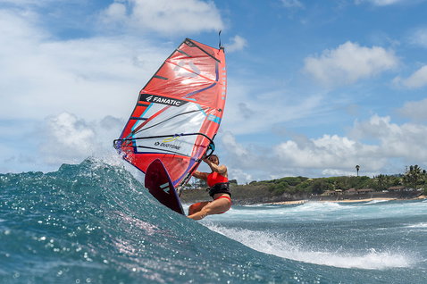 Duotone_Windsurfing_Super_Hero_Action-Shots_3