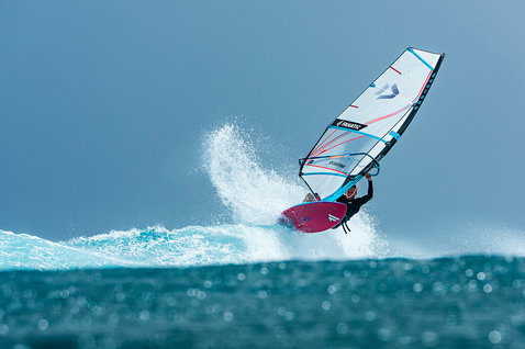 Duotone_Windsurfing_Super_Star-SLS_Action-Shots_4