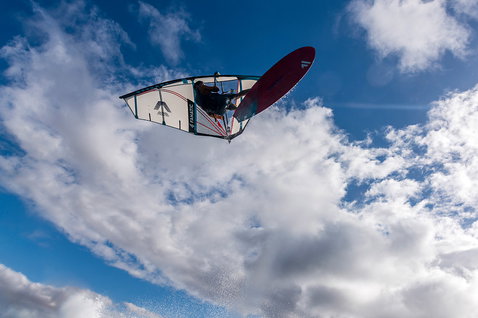 Duotone_Windsurfing_Super_Star-SLS_Action-Shots_5