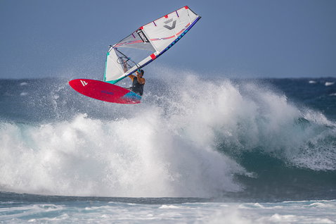 Duotone_Windsurfing_Super_Hero-SLS_Action-Shots_6