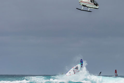 Duotone_Windsurfing_Super_Hero-SLS_Action-Shots_5