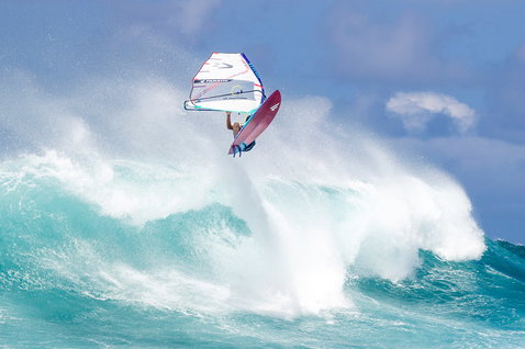 Duotone_Windsurfing_Super_Hero-SLS_Action-Shots_8