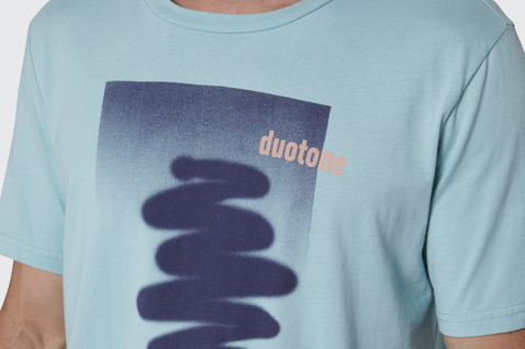 T-shirt a maniche corte in azzurro acqua chiaro con blu navy, pesca e indaco scuro