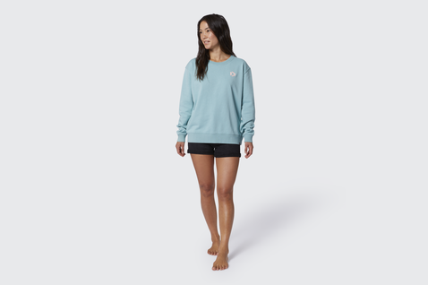 Duotone_Apparel_Sweater-Team-women_Action-Shots_10