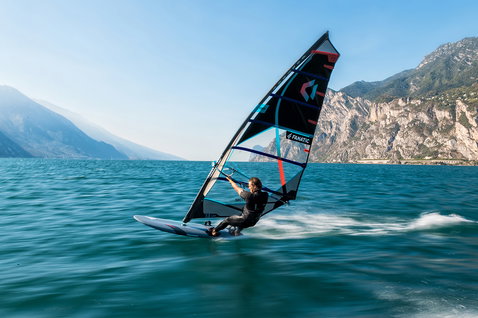Duotone_Windsurfing_S_Pace_Action-Shots_1