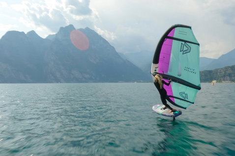 Duotone_Wing_Foiling_Ventis_Action-Shots_1