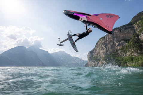 Duotone_Wing_Foiling_Ventis_Action-Shots_5