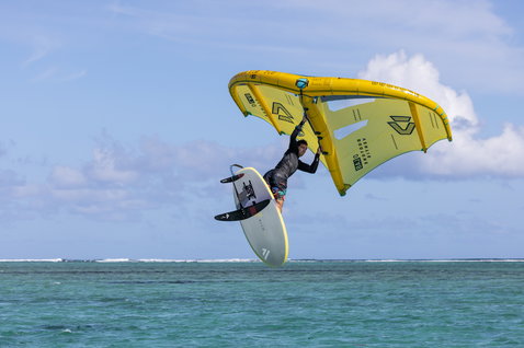 Duotone_Wing_Foiling_Ventis-D/LAB_Action-Shots_2