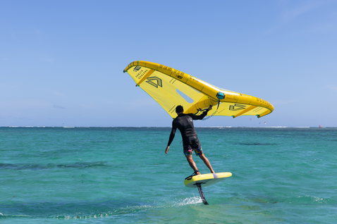 Duotone_Wing_Foiling_Ventis-D/LAB_Action-Shots_1