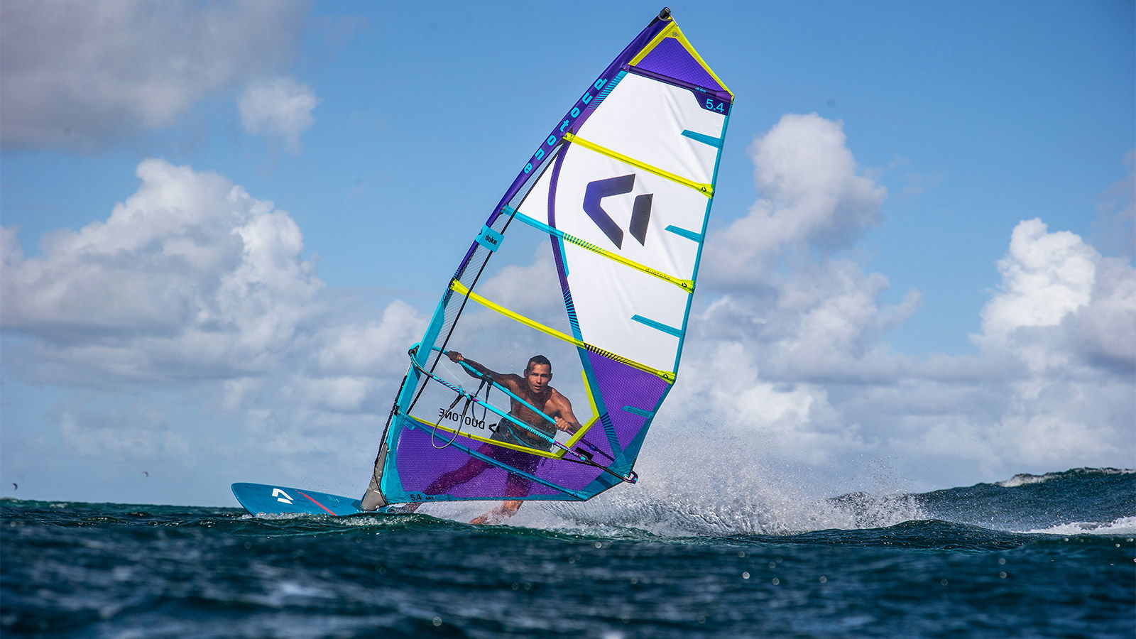 DUKE 2024 ᐅ Jump N'Ride sail | DUOTONE Windsurfing DUKE 2024 ᐅ Jump N'Ride sail | DUOTONE Windsurfing