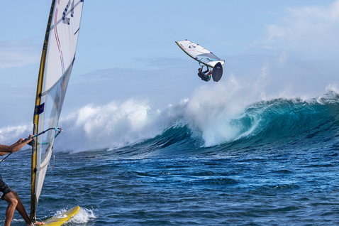 Duotone_Windsurfing_Super_Hero-SLS_Action-Shots_4