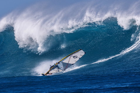 Duotone_Windsurfing_Super_Hero-SLS_Action-Shots_11