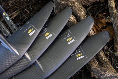 Duotone_Wing_Foiling_Wing-Set-Aero-Carve-2.0-D/LAB_Action-Shots_2