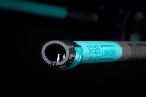 Duotone Silver Series Mega.Slim boom de windsurf 160–220 cm en noir avec turquoise